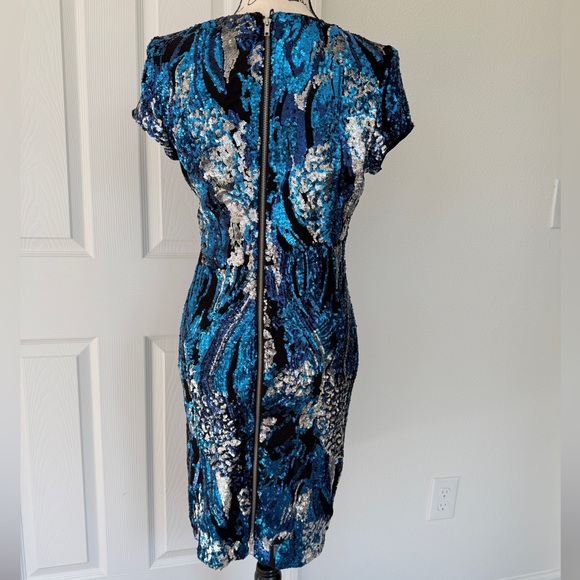 VTG CACHÉ Midi Dress Sequin Blue/Silver Zipped Closure Sz M Stunning Luxury - Picture 6 of 16
